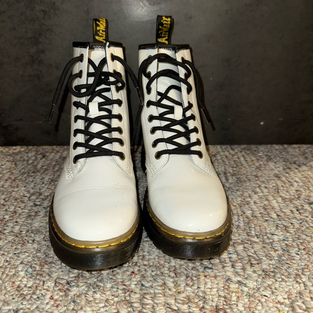 Dr. Martens ZAVALAS White Boots